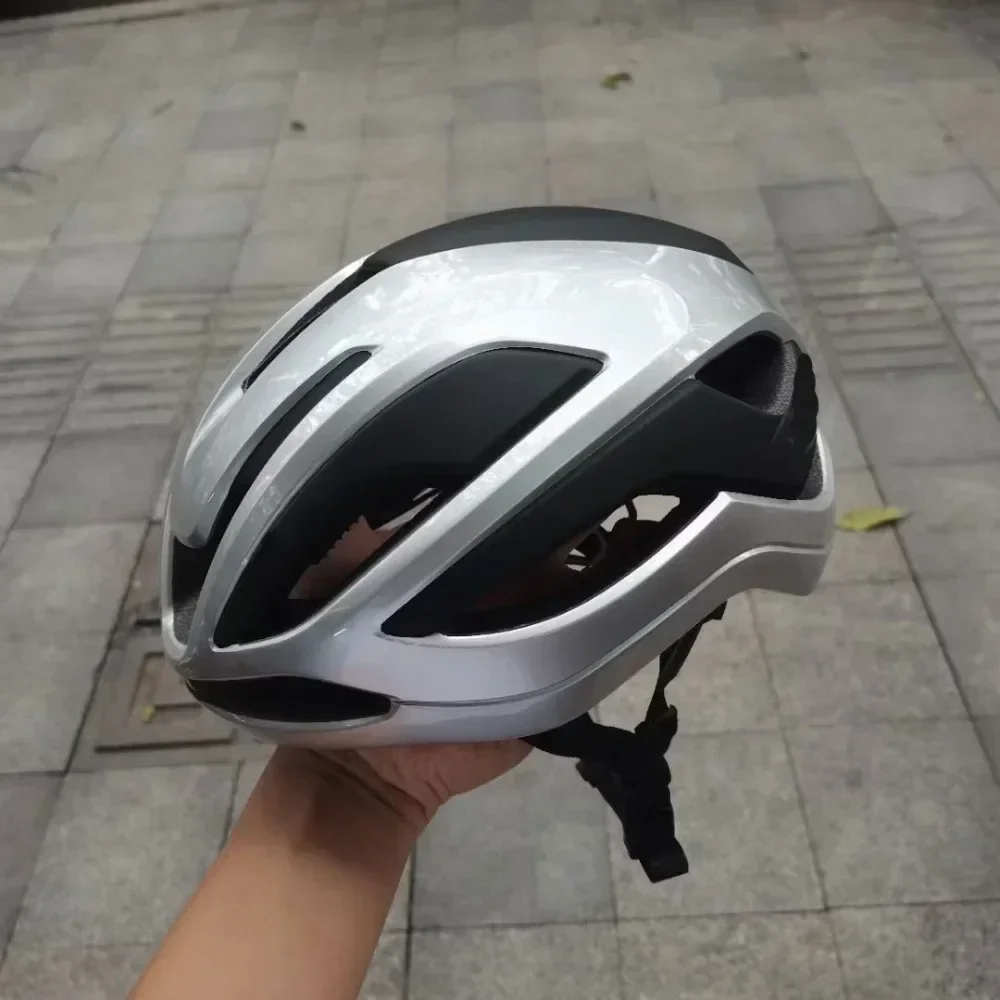 Aero Cycling Helmet Mountain Road Bike Helmet Bicycle Men Women Style Ultralight Safely Helmet Outdoor Sports Profesional Helmet