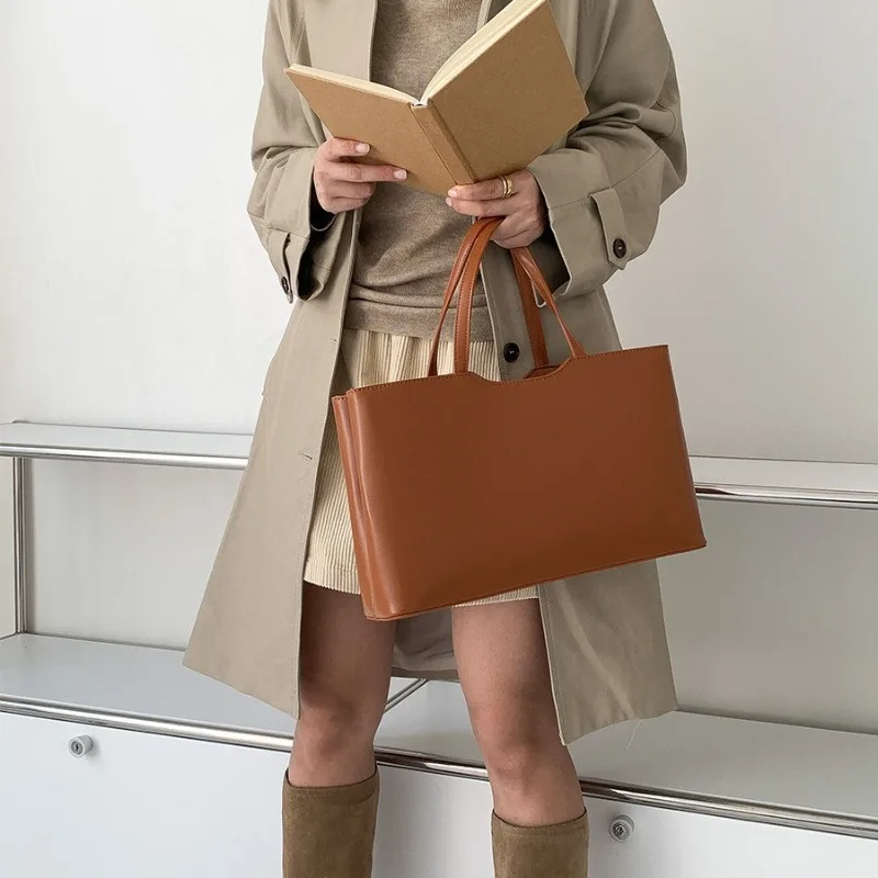 

Simple solid color large-capacity hand-held tote bag, elegant high-end women's daily and formal commuting handbag