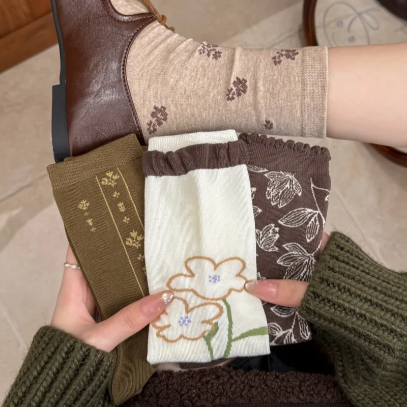 1Pair Retro Floral Socks Early Autumn Ankle Woman Socks Beautiful Flowered Pattern Cotton Breathable Comfortable