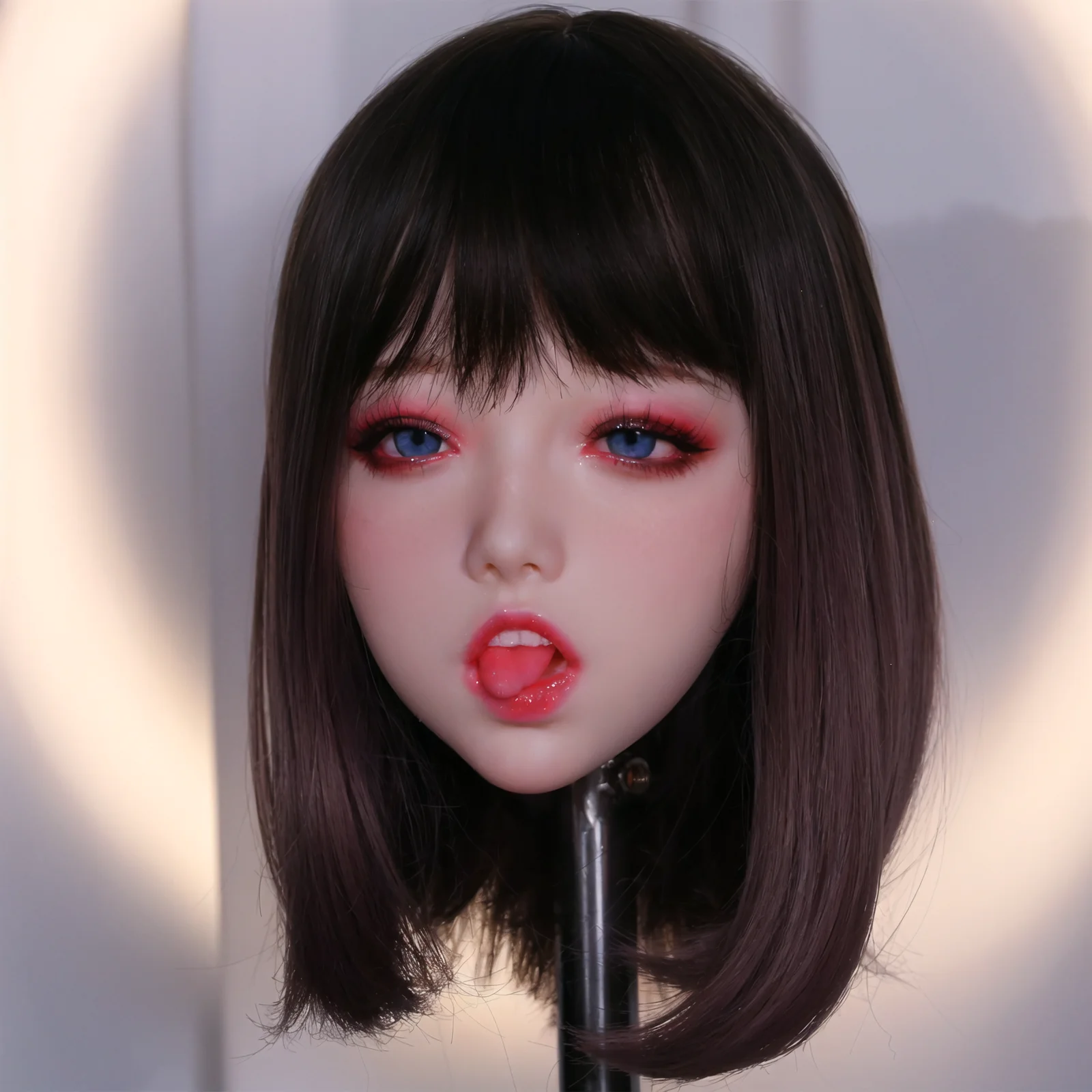 يمكن تنظيف رأس نموذج المكياج الرائع باستخدام مزيل المكياج. تتميز بواجهة لولبية M16، وسوف الاستلام