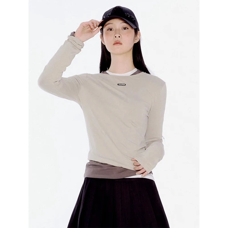 

Casual round Ne T-irt Women's Embroidered Letter Simple Versatile Dongda Gate Spring Long Sve Slimming Color