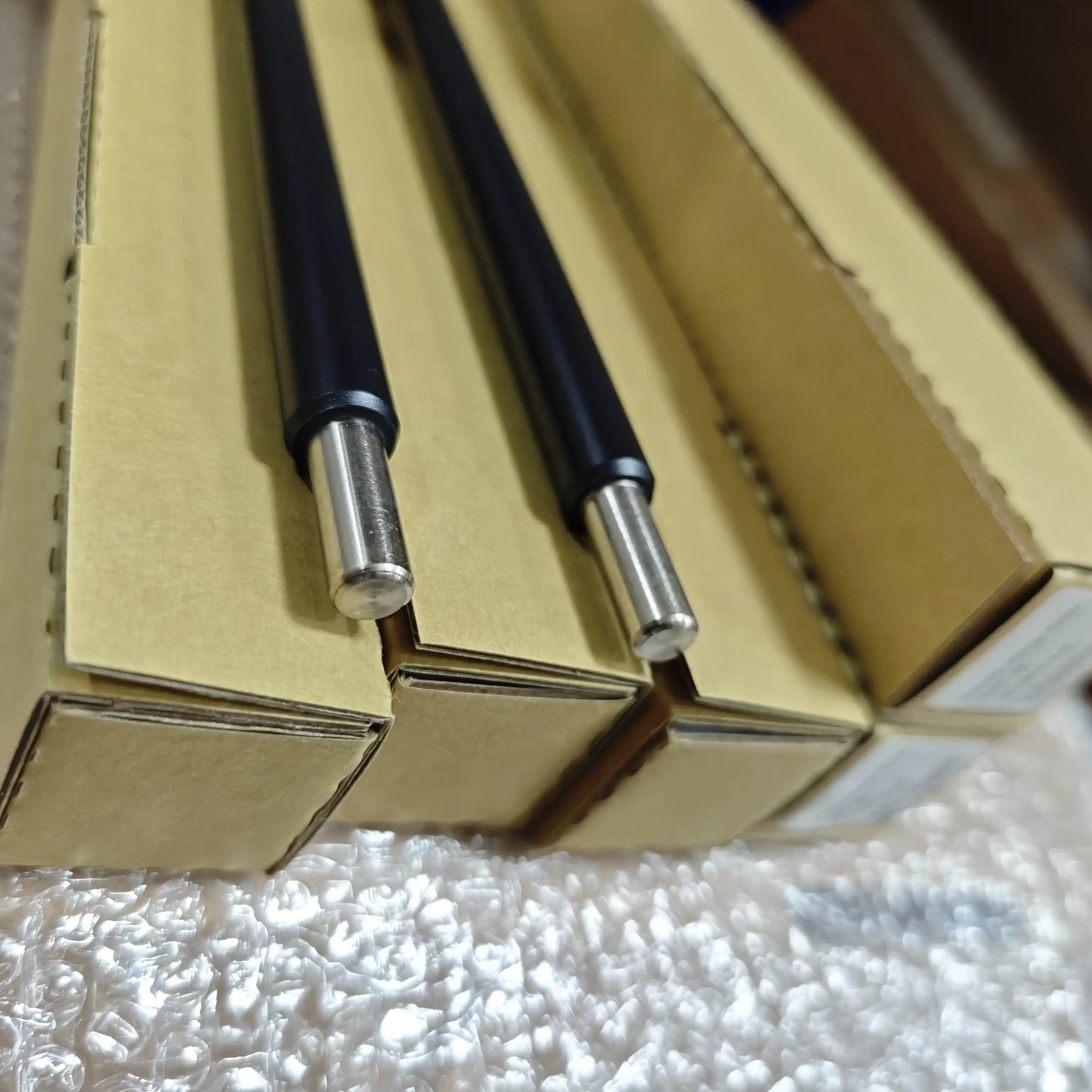 

4 шт. ролик первичной зарядки PCR MC 4105 для Kyocera TASKalfa 1800 1801 2200 2201 2010 2011 2210 2211