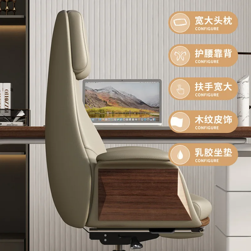 Hochwertiger Boss-Stuhl aus Leder