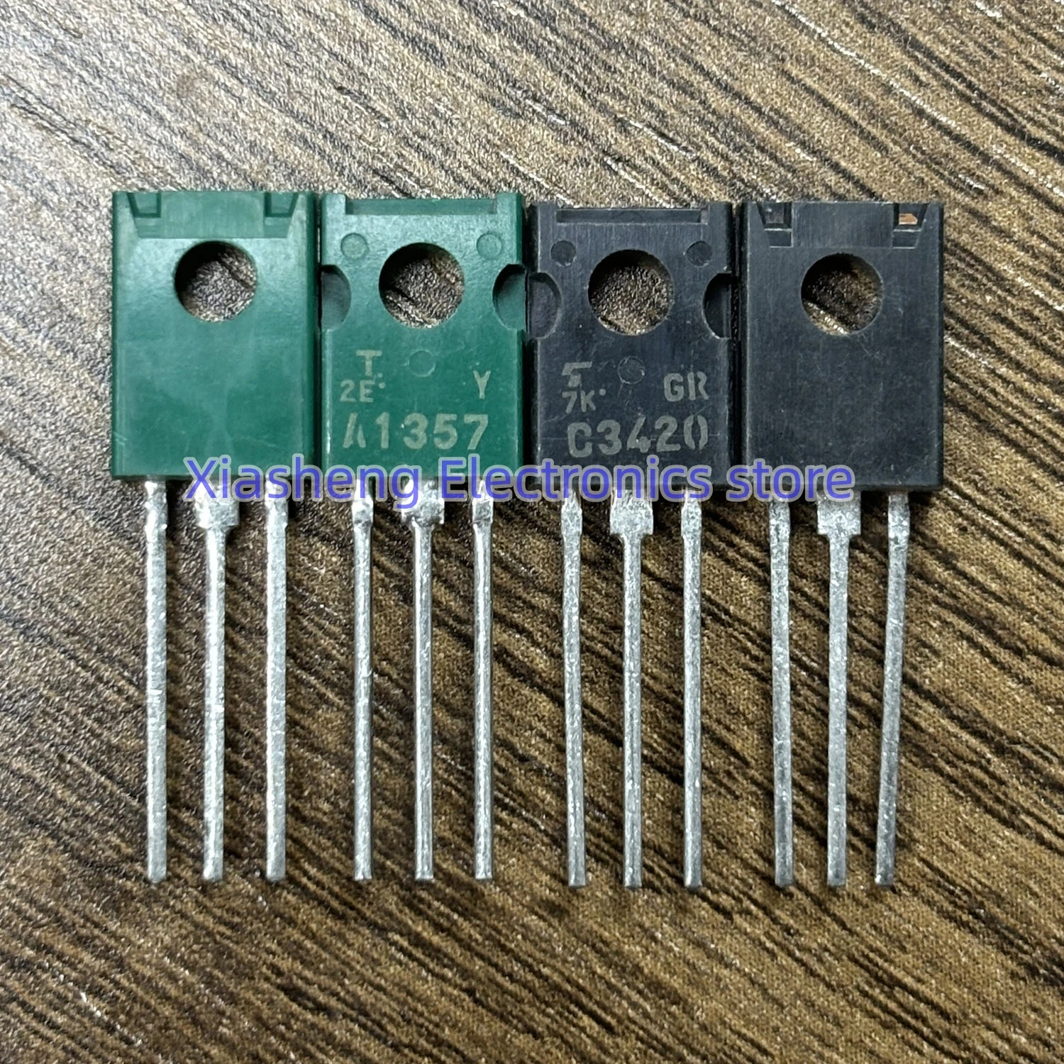

New Original 10Pairs 2SA1357 A1357 + 2SC3420 C3420 TO-126 Transistor In Stock Good Quality