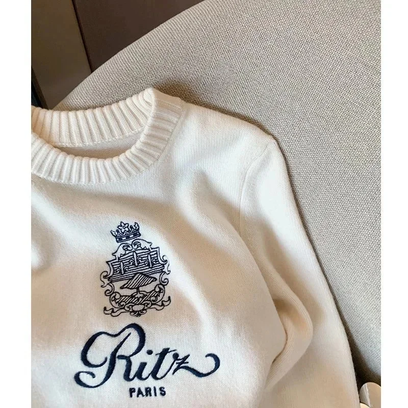 High Grade And Elegant Round Neck Pullover Sweater For Women In Autumn And Winter New Lazy Style Soft And Sticky Knit Sweater