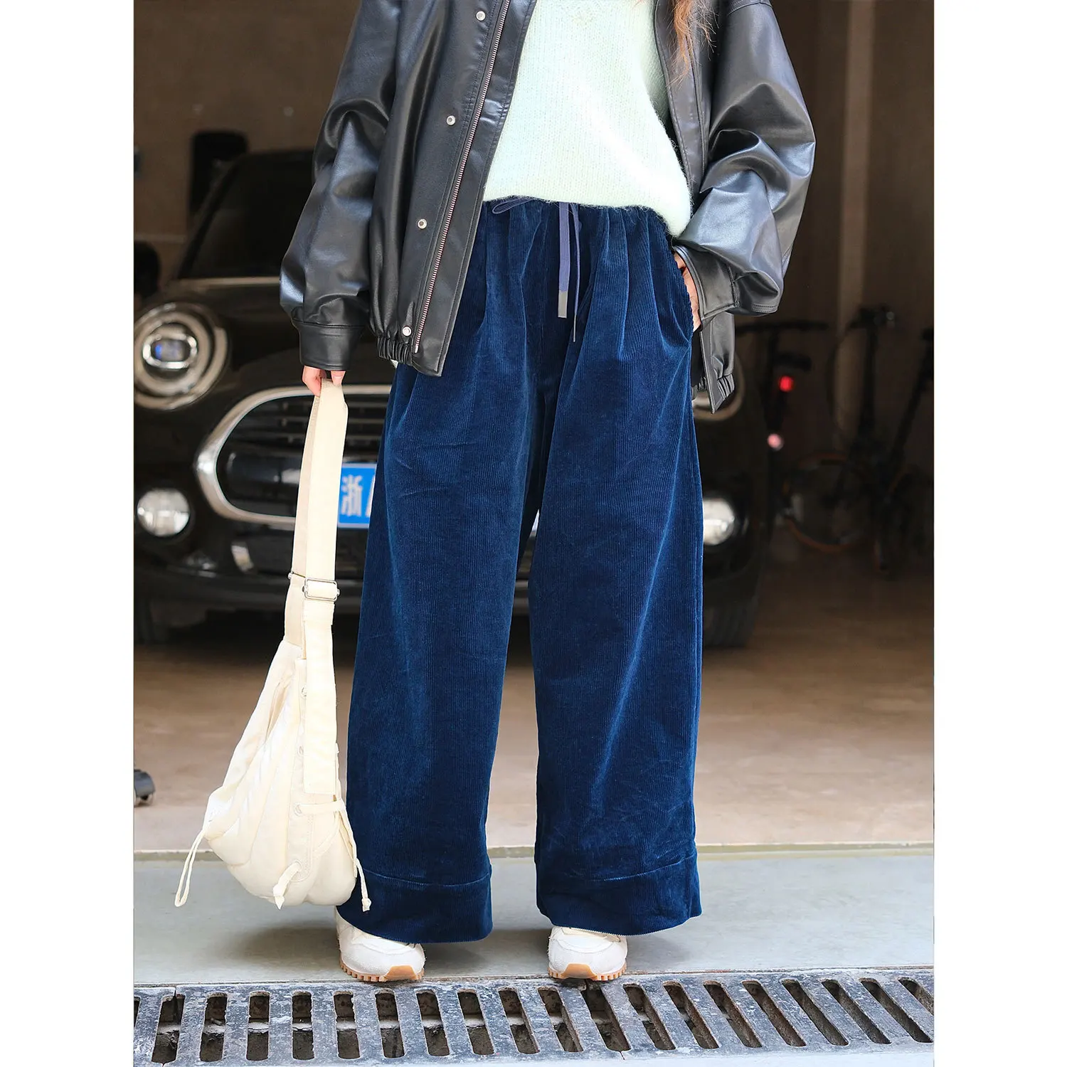 Green Corduroy Wide Leg Pants Autumn Winter Loose Casual Pants For Women