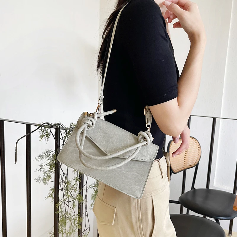 

Роскошная женская элегантная кожаная модная сумка через плечо Высококачественная дизайнерская сумка через плечо для современного городского повседневного ношения