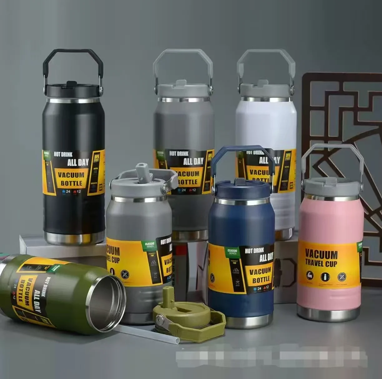 

Large-capacity 54oz stainless steel water cup with 24-hour cold and heat retention, suitable for indoor and outdoor sports