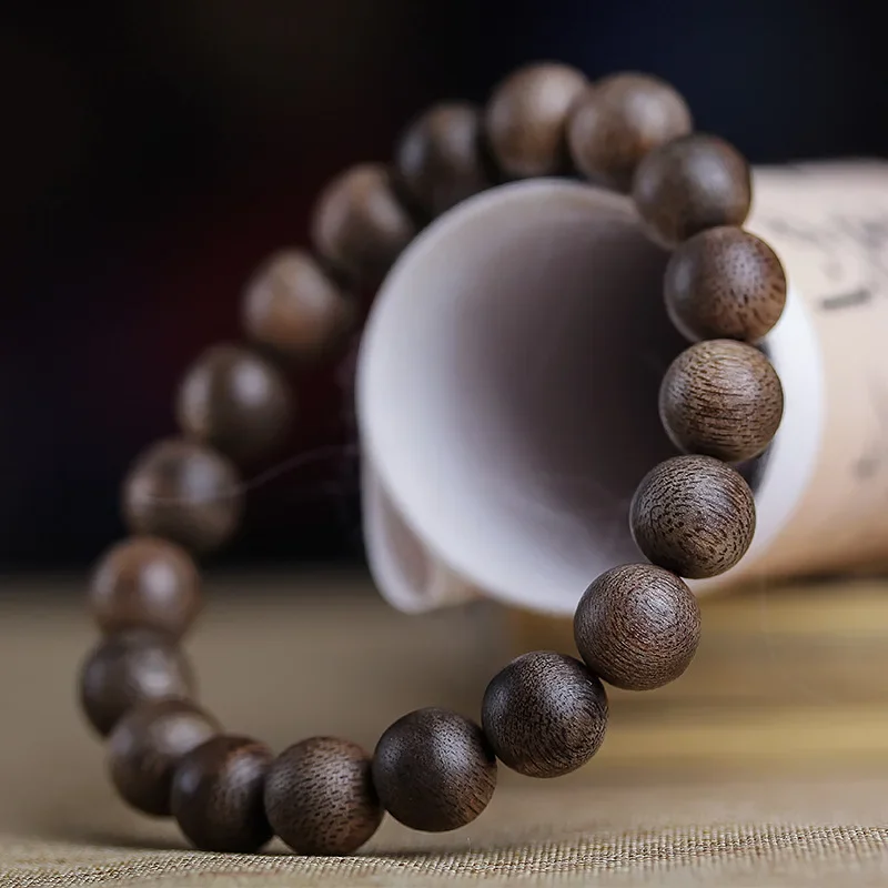 

Brunei Soft Silk Agarwood Bracelet 14mm Old Materials 99 Points Submerged Type Agarwood Buddhist Prayer Beads Bracelet 108 PCs