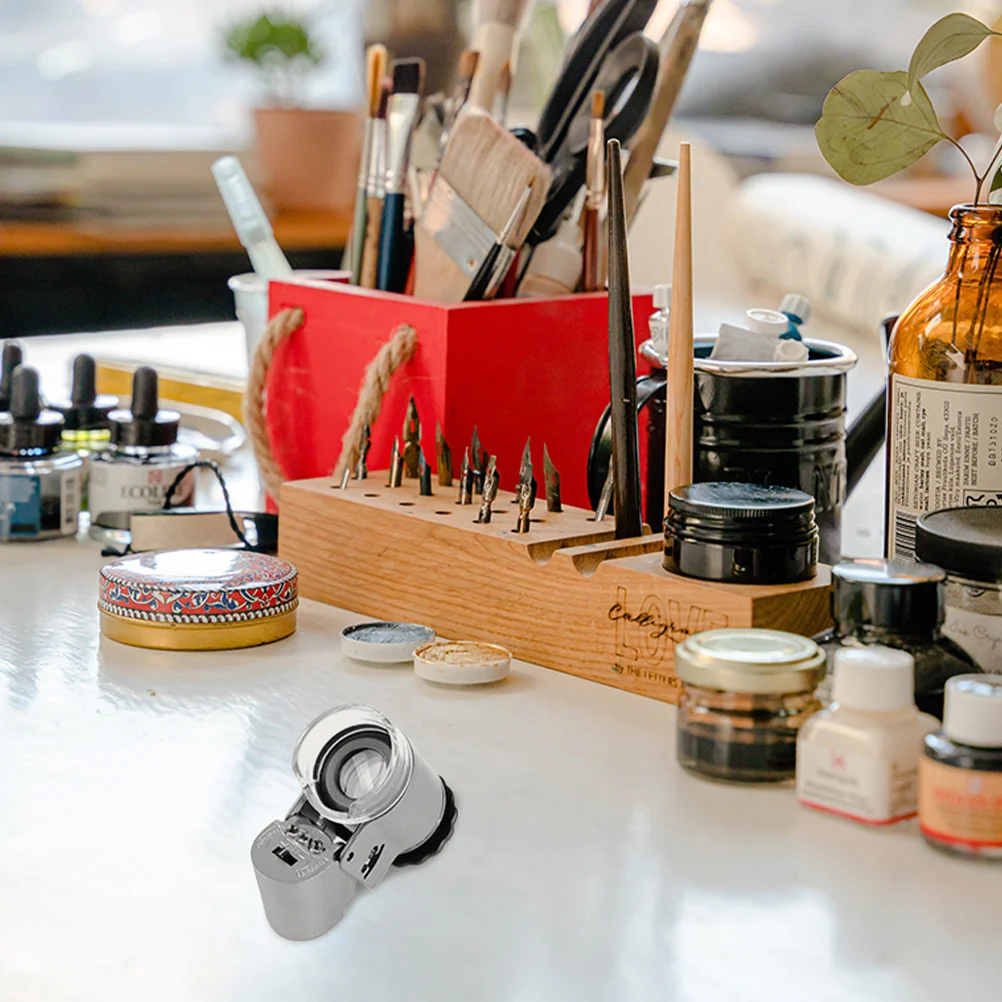 

1Pcs Portable Microscope LED Jewelry Magnifier Currency Detecting Tool Professional Jeweler Loupe Collector Gift