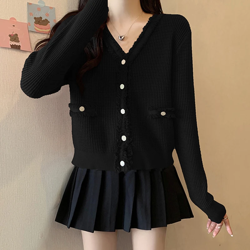 French Women's Solid Color V-neck Long Sleeve Tassel Raw Edge Casual Knitted Cardigan