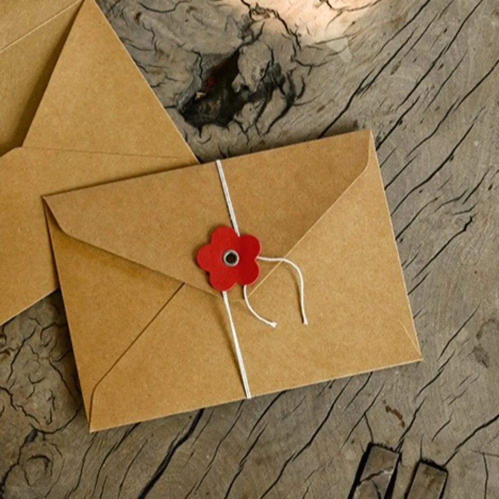 20Pcs Vintage Valentine Window Envelopes Gift Envelope Love Kraft Paper Envelopes Gift Packaging Bag with Button String Tie