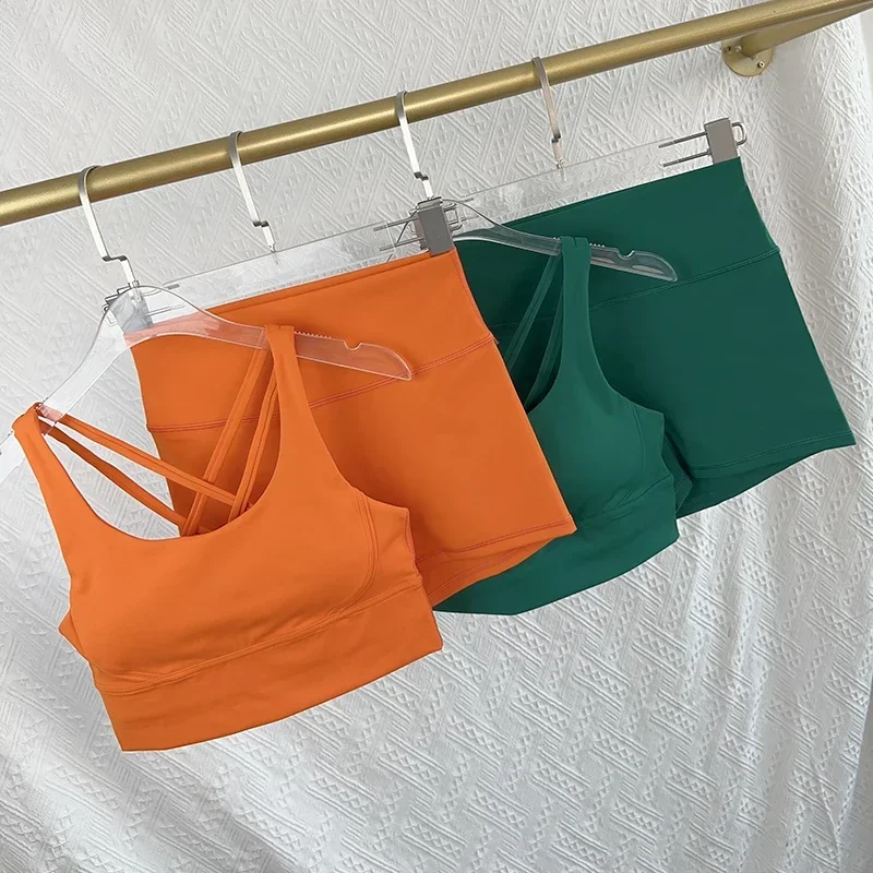 

2 Piece Sports Yoga Shorts Sets Yoga Clothes Women Cross Back Bra Top High Waist Shorts Fitness Suit Running Workout Tracksuit