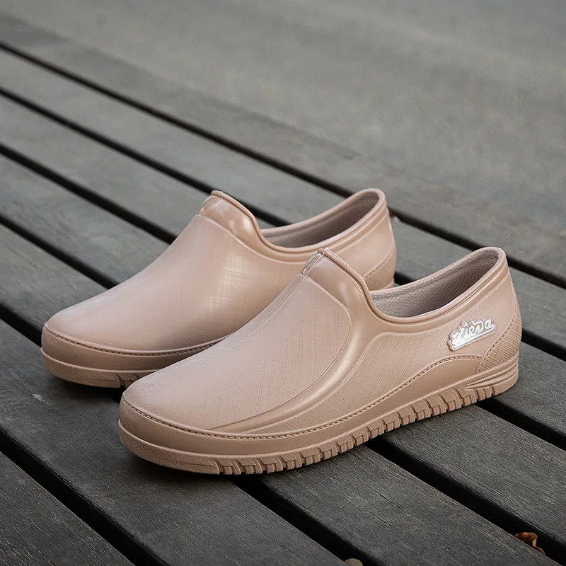 Four-season ，low-cut ，women's Rain Boots, Fashionable Outdoor， Adult Car， Wash Waterproof and Sea Fishing Rubber Shoes for Women