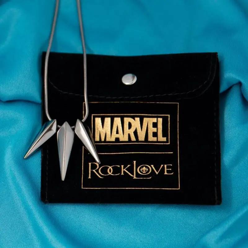 Marvel peripheral Black Panther necklace, fashionable accessory, men's and women's personalized collarbone chain gift wholesale