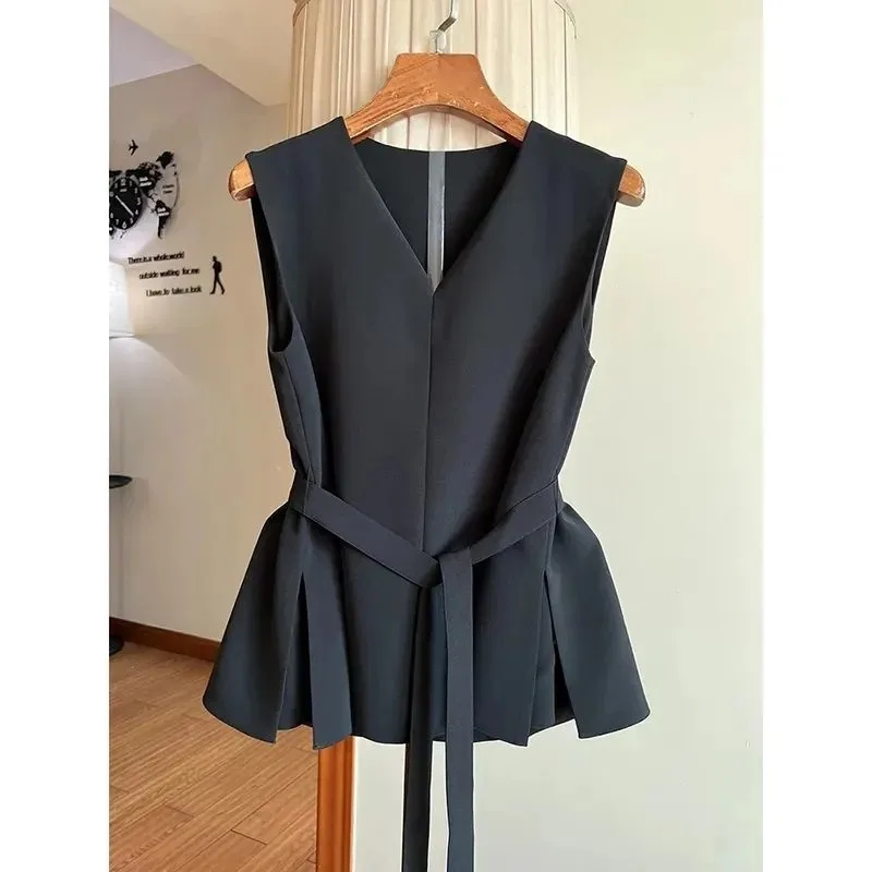 Chemise blanche de Style minimaliste français pour femmes, nouvelle mode printemps et été, sans manches, haut de gamme, chemisiers Slim pour femmes