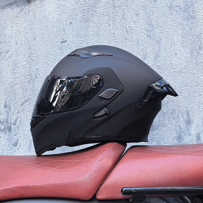 ORZ New DOT Quality Double Lens Flip Helmet Abs Full Face Motorcycle Off Road Motorcycle Racing Helmet Personalized Tail Wing