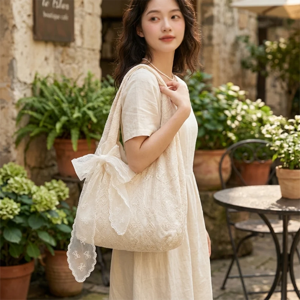 Korean Lace Floral Canvas Tote Bag Large Capacity Women Shoulder Bag French Vintage Mesh Bowknot Shopper Bag Commuter Handbag