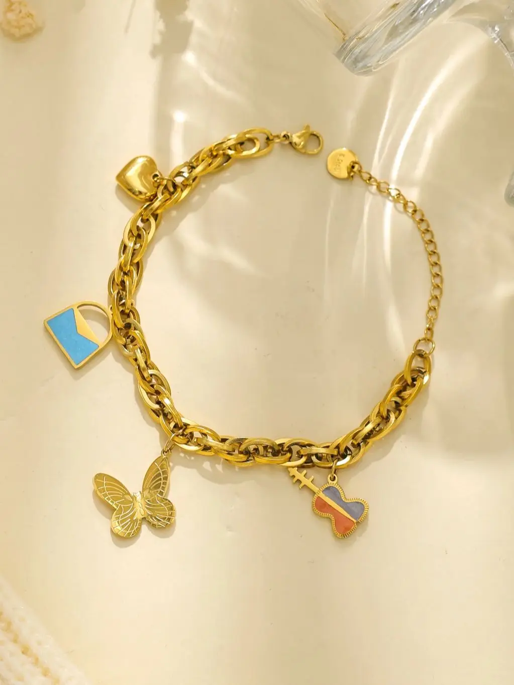 Classy Cute Pendants Stainless Steel Chain Bracelet 18K Gold Plated Fashion Jewellry Elegant Women\'s Bracelet
