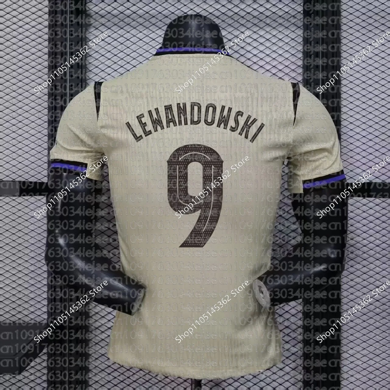 

Fashionable Outdoor Football Training Shirt for Men and Women, Breathable Quick Drying Loose Casual T-shirt, Oversized T-shirt.