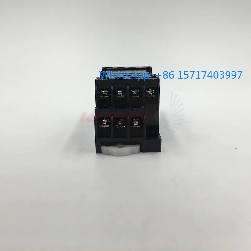 

10 шт., основание промежуточного реле точечной мощности SKM14E AC, 4 группы, сенсорная точка, 14 контактов, 7 А, 300 В