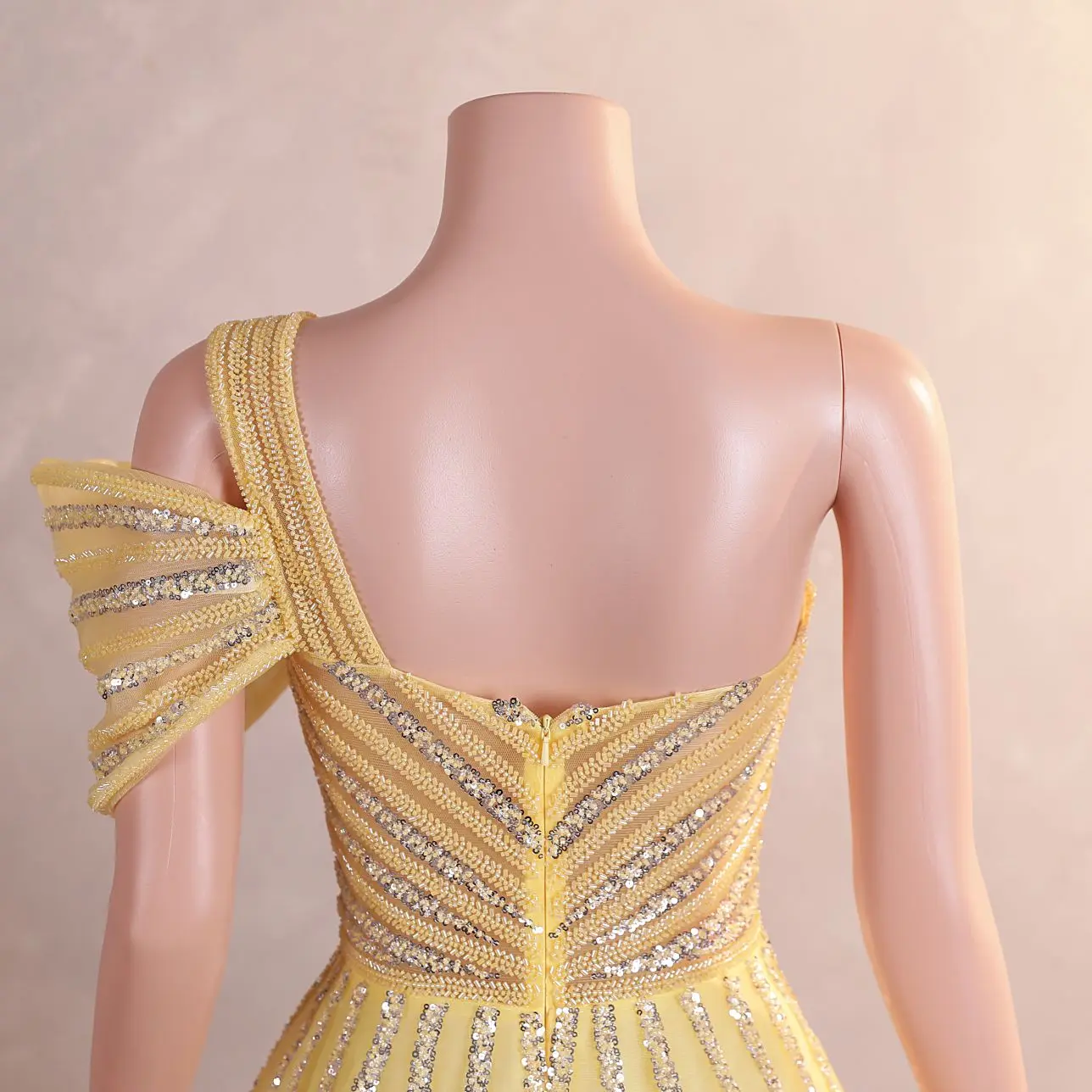 Vestido de graduación de un hombro para mujer, elegante vestido amarillo con abertura alta, cuentas de lujo, largo, Formal, noche, boda, 2023