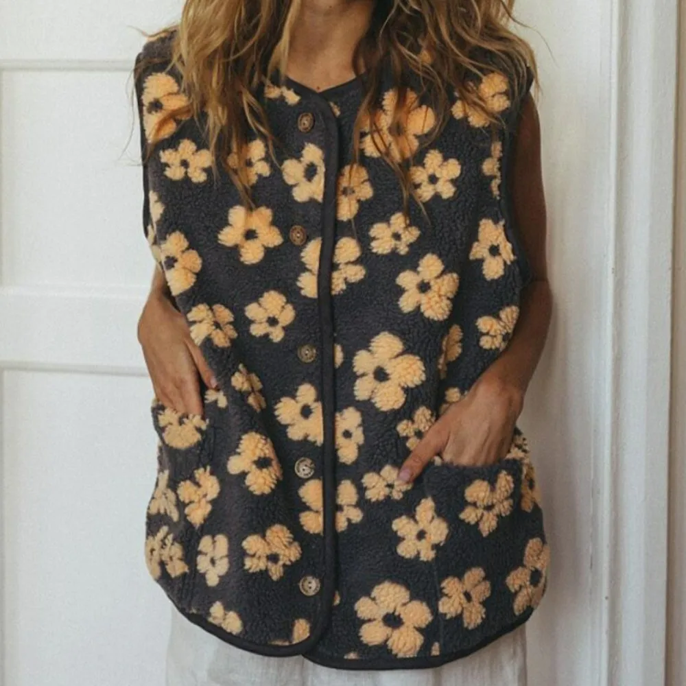 

Новый женский жилет без рукавов из искусственного меха ягненка с цветочным принтом, свободные топы для отпуска, однобортный жилет на пуговицах в этническом стиле