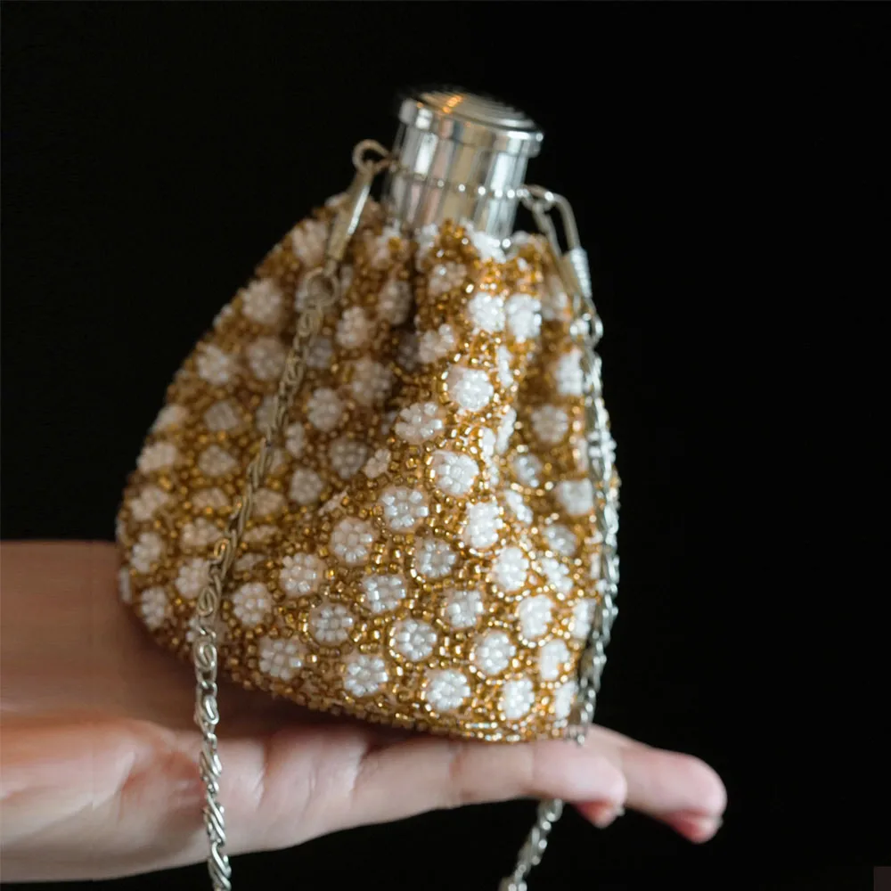 

Мини-сумка ручной работы с вышитыми бусинами для женщин, роскошная изысканная вечерняя мини-сумка из бисера, подходящая для наушников и помады