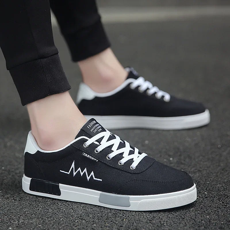Men's Flat Canvas Shoes Street Fashion Breathable Skateboard Shoes New Men Comfortable Non-slip Casual Sneakers Tenis Masculino image 4