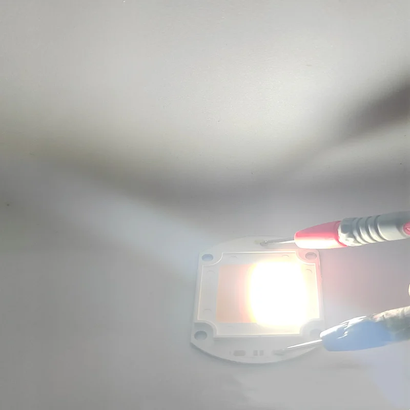 4056 مللي متر ثنائي اللون LED COB رقاقة عالية الطاقة 30-34 فولت 100 واط 200 واط دافئ بارد أبيض 3000 كيلو 6500 كيلو لمصباح الأضواء الكاشفة