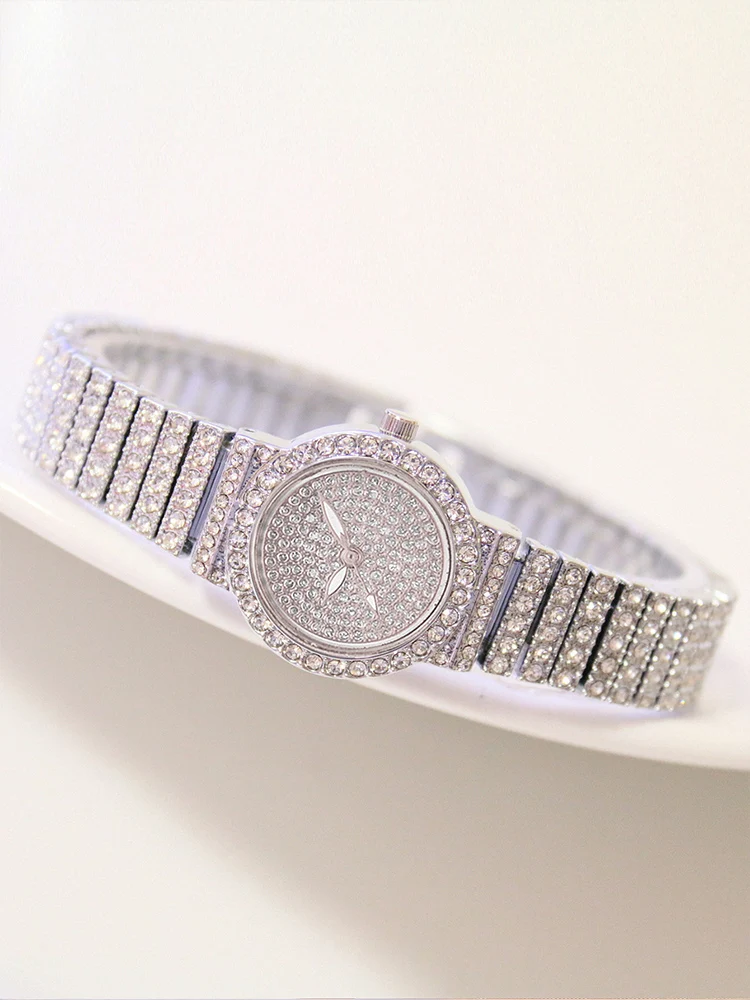 3pcs All Diamond Fashion Diamond Inlaid Women\'s Watch Quartz Watch Bracelet Style Watch with Bracelet Set