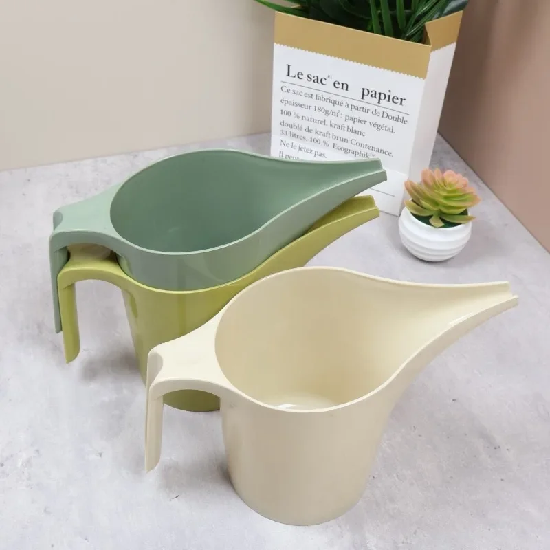 Long Narrow Spout Plastic Water Pot Thickened Watering Can for Succulent Potted Plants Flowers Indoor Home Garden Use