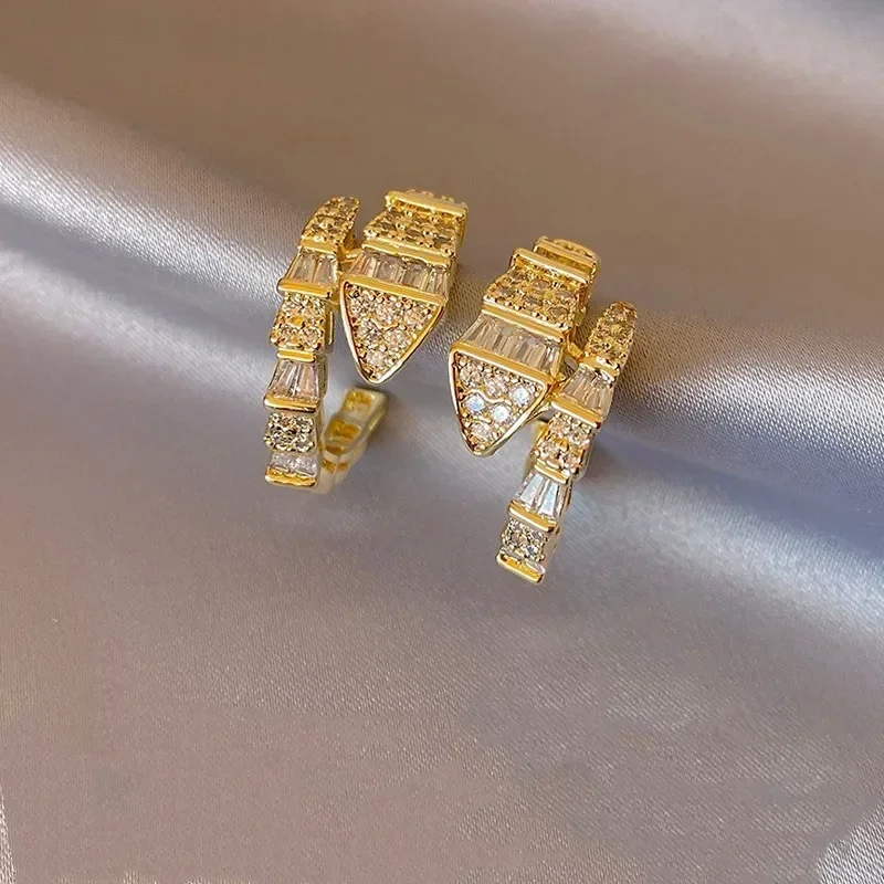 2023 14K gold plated luxury snake C earrings new design fashion jewelry elegant women's daily work accessories