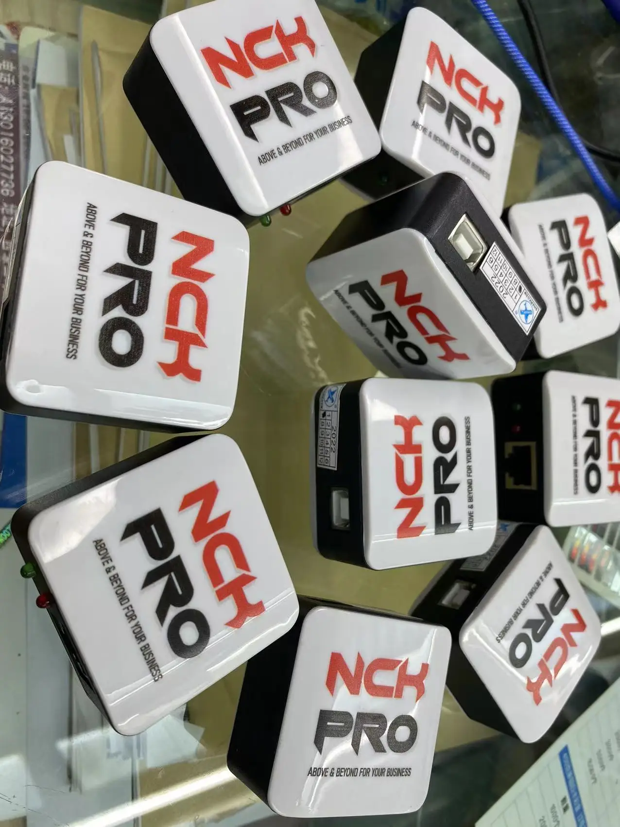 

nck pro2 box with 16 pcs cable for samsung LG huawei Motorola Alcatek Zte TCL Vodafone ZTE MTK android modems