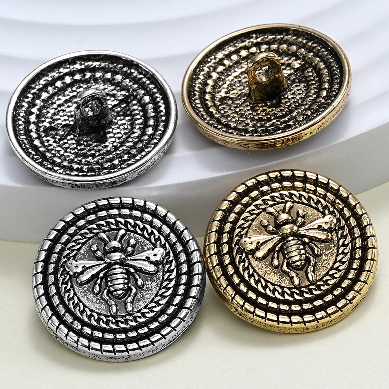 

15 шт./лот, металлические пуговицы в стиле ретро с пчелиным узором, золотые/серебряные круглые пуговицы на ножке для шитья пальто и блейзеров, доступны размеры 15 мм/19 мм/23 мм, декор для одежды