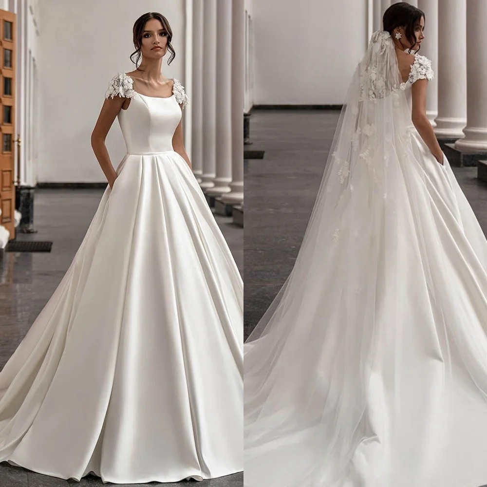 

Customized Elegant White Satin Wedding Dress Simple Strapless Off the Shoulder Bridal Gowns Chapel Train Zipper Back Dress