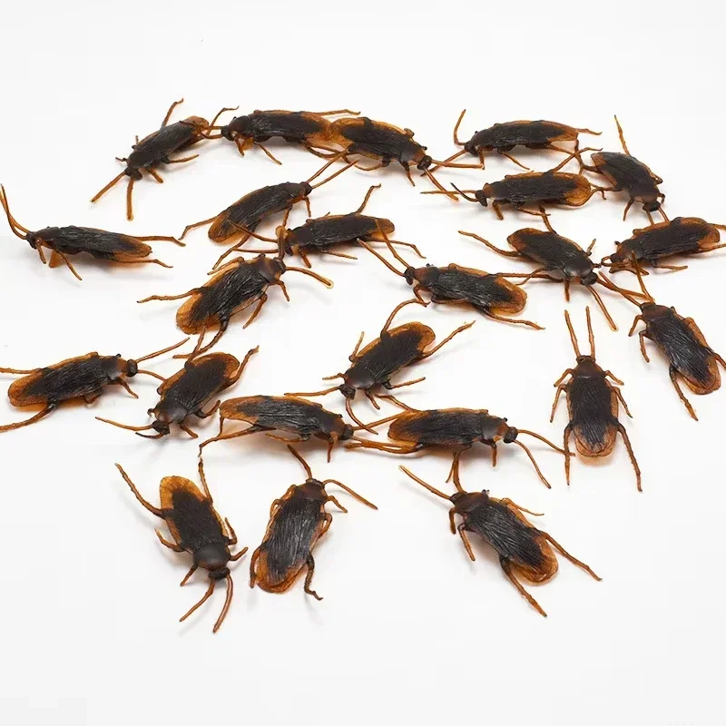 Plastic Cockroach Toy Fake Roach Realistic Prank Practical Joke Bugs Halloween Party Decoration Prop 5-50Pcs Rubber Gag Gadget