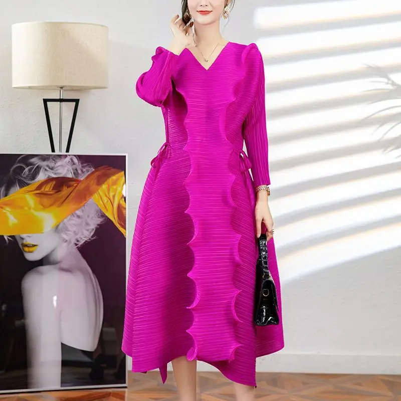 

Top quality ISSEYS MIYAKES pleated 2025 spring and fall new women's V-neck dress casual drawstring waist mid-length skirt