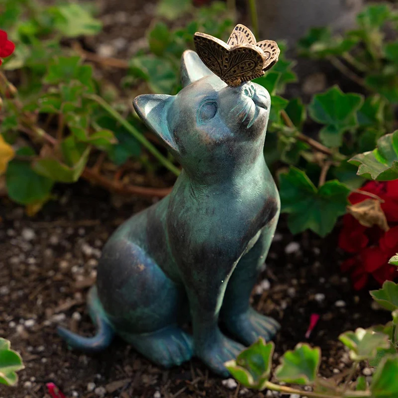 Cute Cat and Butterfly Curiosity Garden Statue, Curious Cat Play with Butterfly Statue, Garden Cat Statue Animal Sculpture