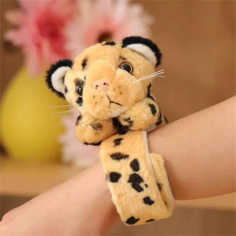 Favor de fiesta, Animal de la selva, pulsera de peluche, círculo de palmada, Panda, tigre, pulsera de bofetada de dibujos animados, conejo, juguete suave para niños
