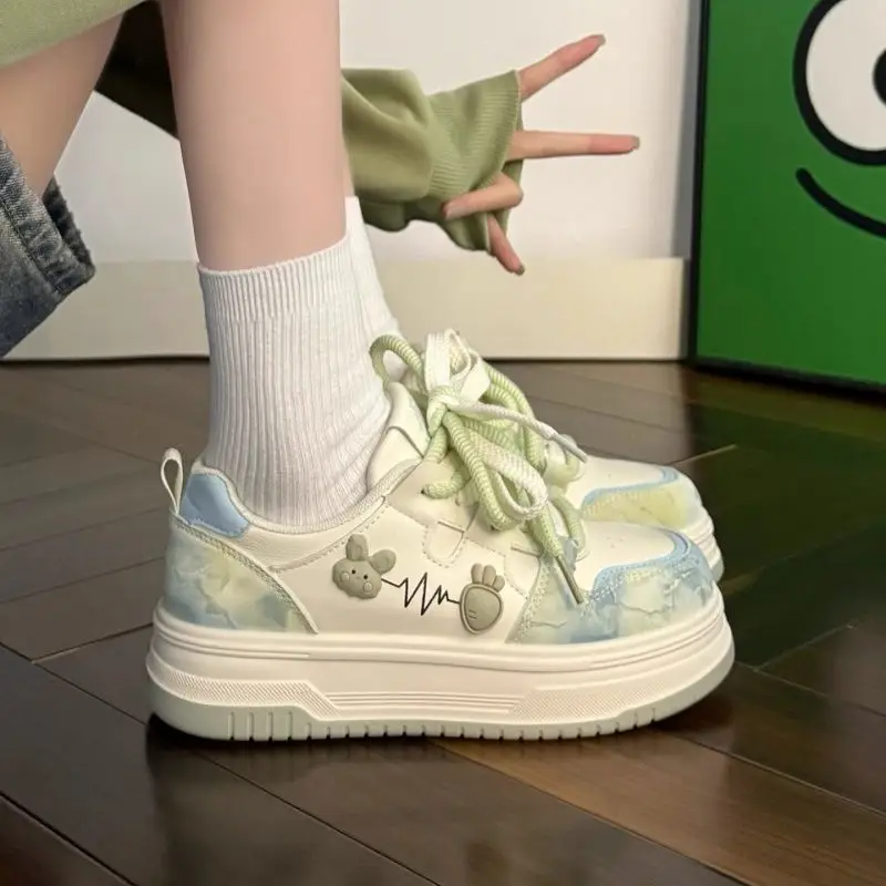 

Cute Student Star Low-Top Casual Sports Shoes Fashionable All-Match Autumn New Style Women's Flat Shoes Comfortable Sneakers