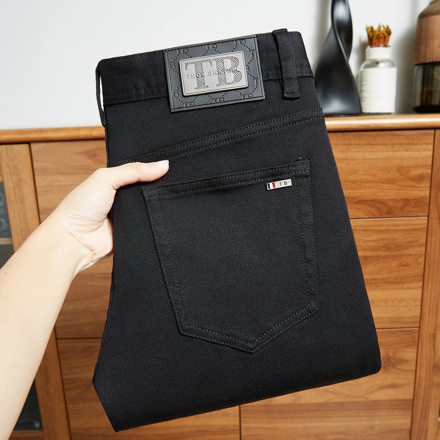 

Мужские джинсы Bla: приталенные, прямые, зимние, повседневные, со средней посадкой, на молнии, удобные, из эластичного денима