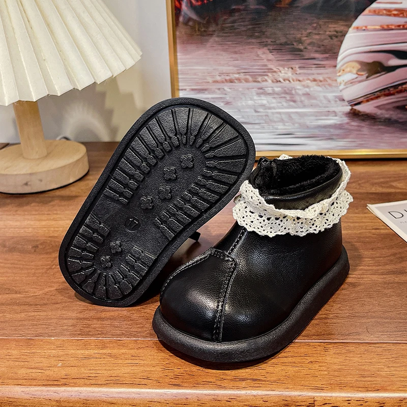 

Кожаные сапоги принцессы для маленьких девочек с кружевом, новинка 2023 года, зимние сапоги на теплой подкладке для малышей, нескользящие классические детские праздничные сапоги на мягкой подошве