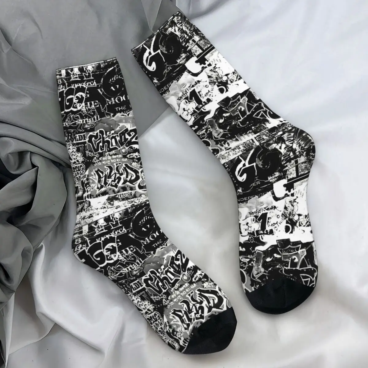 Black And White Comics Graffiti Socks Modern Stockings Women Men Breathable Outdoor Sports Socks Winter Pattern Non Slip Socks