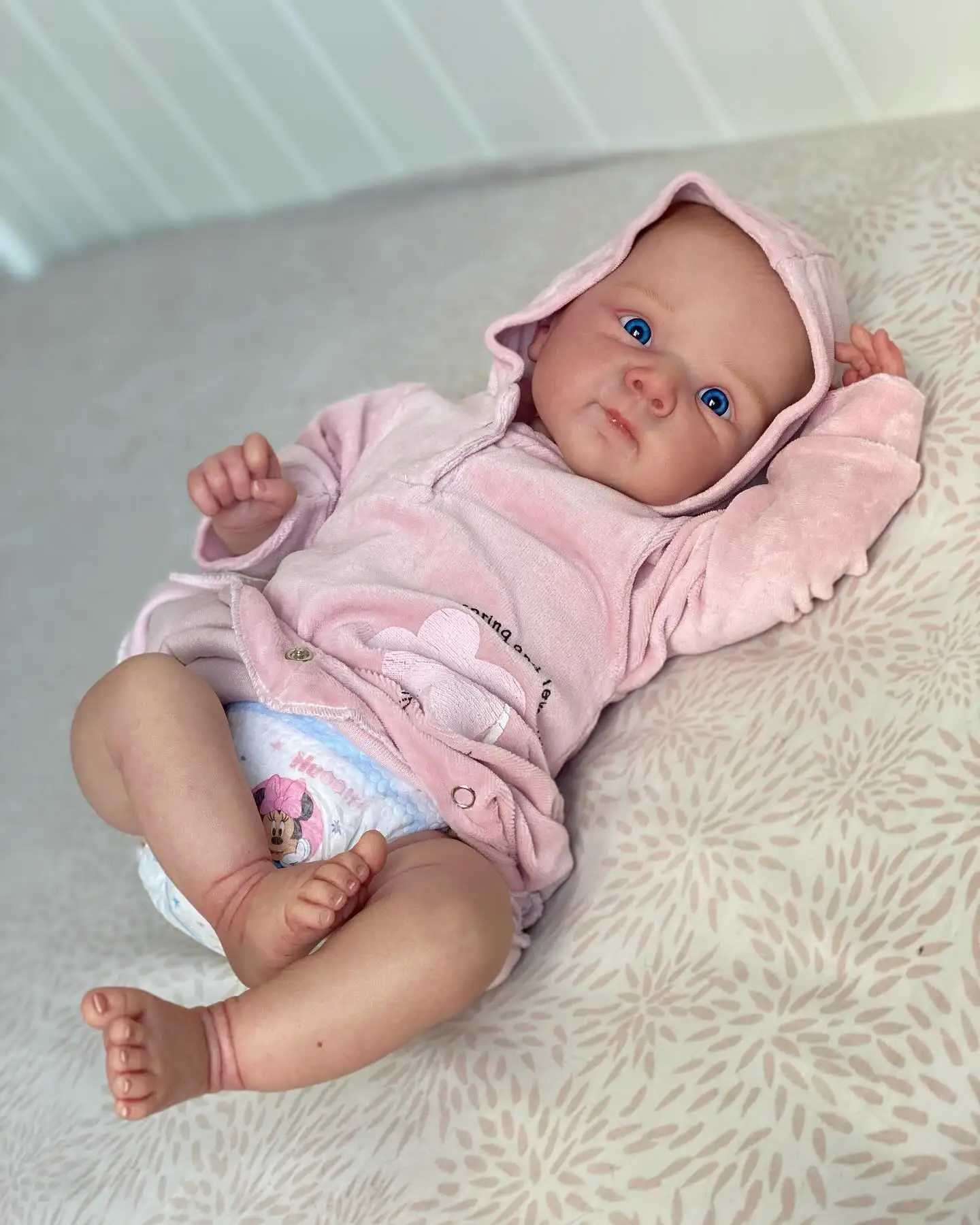 

NPK 19-дюймовая кукла для новорожденных с виниловым корпусом, окрашенная в Bettie, волосы, реалистичная, мягкая на ощупь, реалистичная кукла, коллекционная игрушка