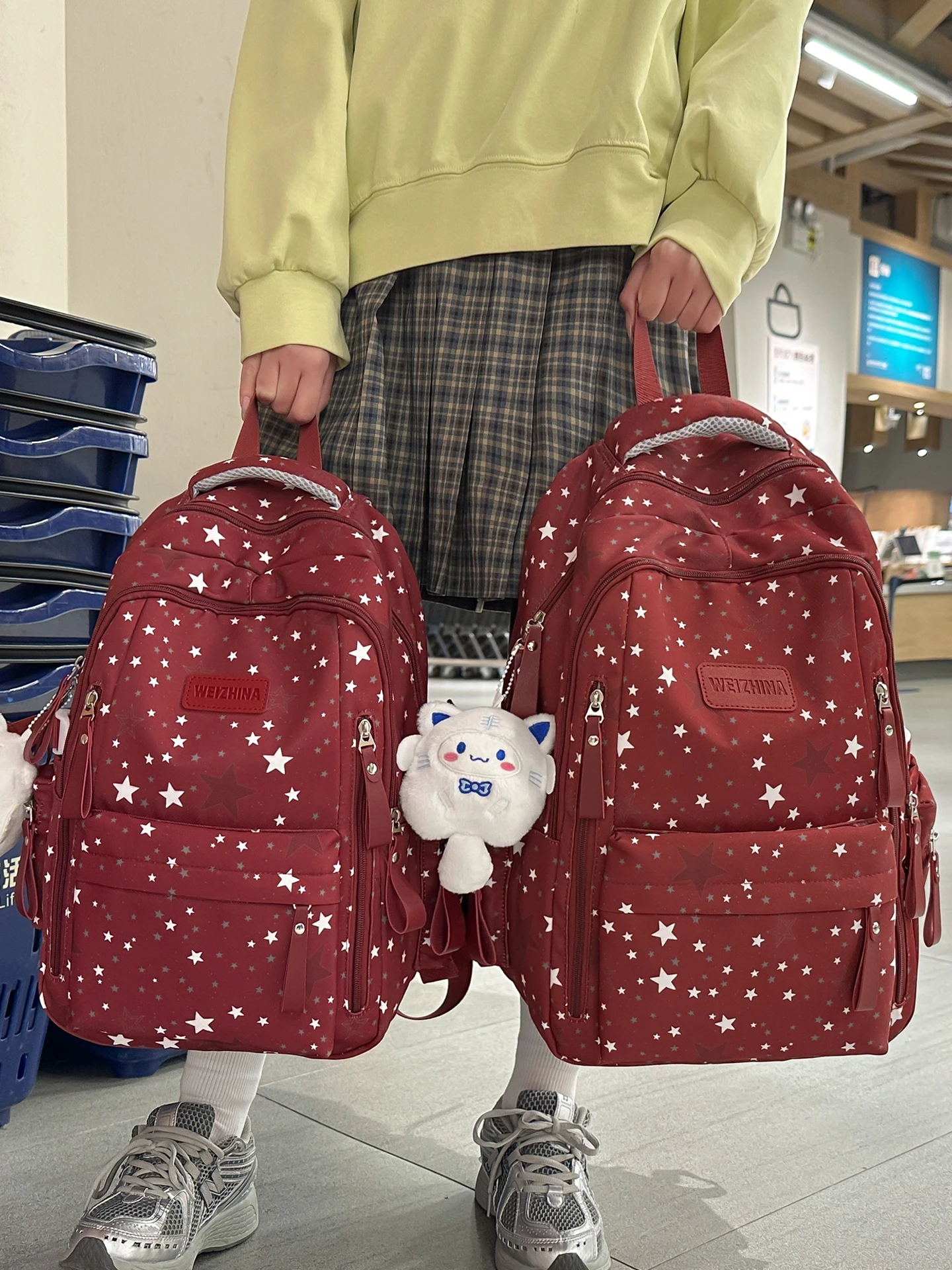 

Lightweight Spine Protective Bapa for Girls Large Capaci Multi-layer School Bag with Prure Relief oulder System