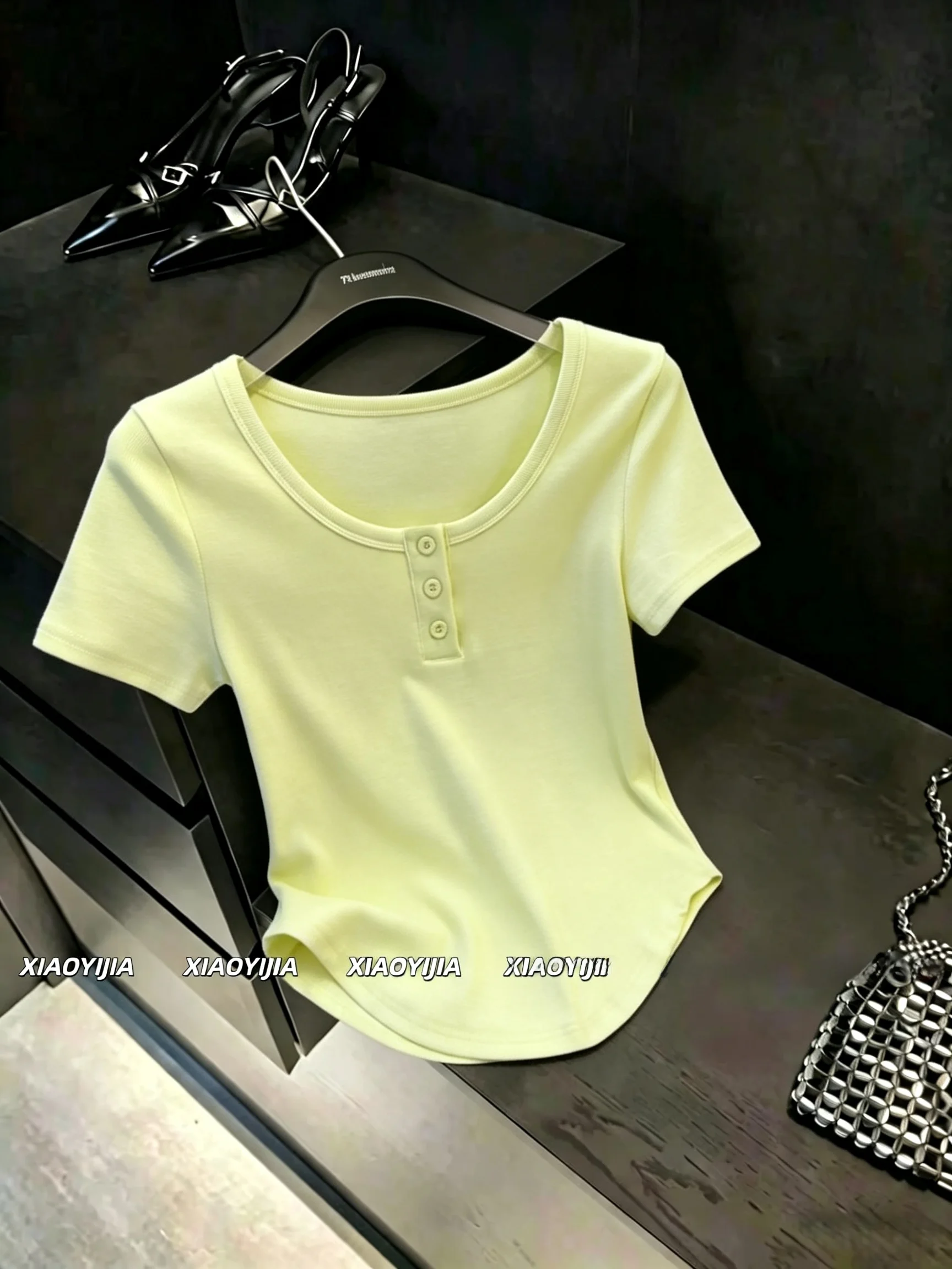 High-End Women's round Neck Short Sleeve T-Shirt Korean Style Slim Fit Summer Irregular Arc Shape Regular Cotton Blend Top