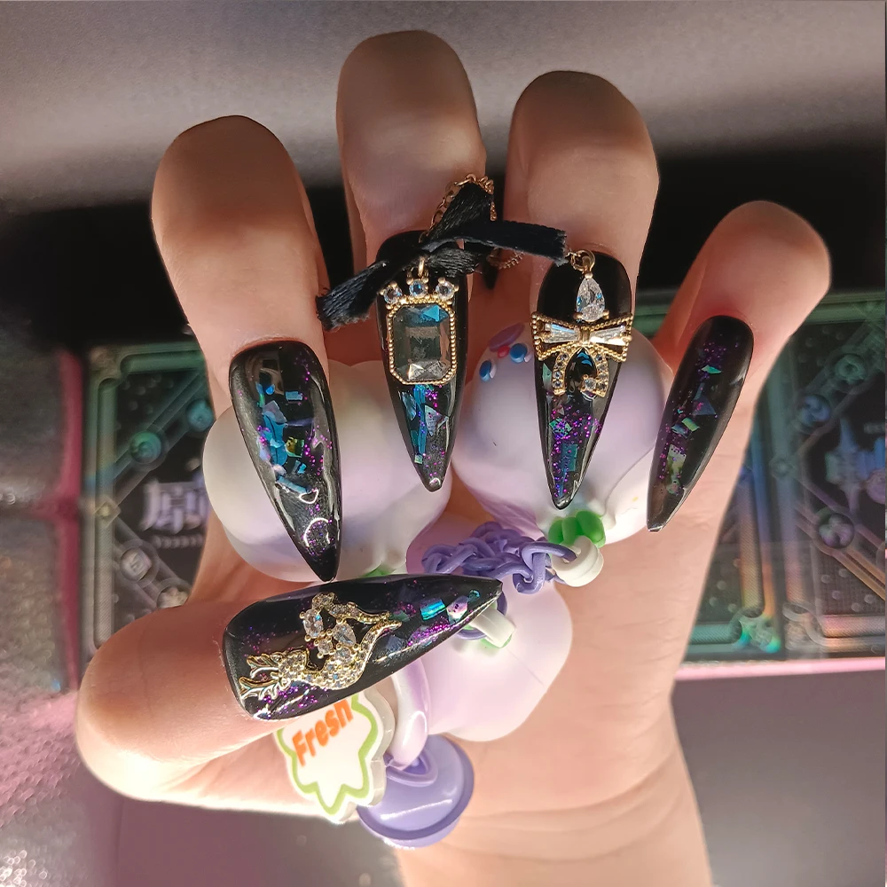 10Pcs High-Quality Handmade Press on Nails Christmas Spirit Deer Colorful Rendering Elegant And Spicy Women With Precious  Stone