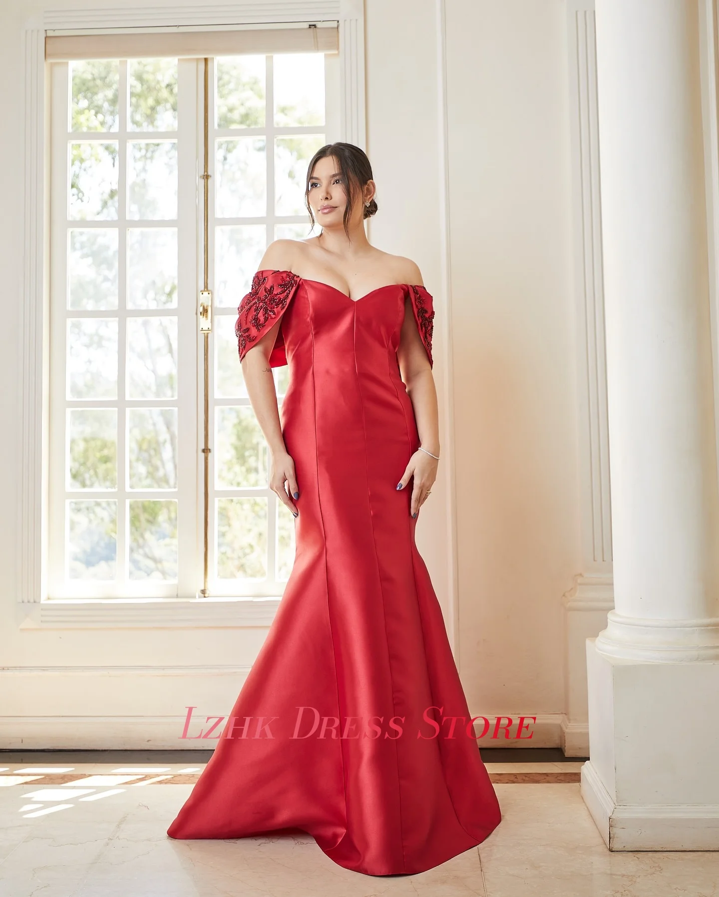 Vestido de noche personalizado de satén delicado, sirena con hombros descubiertos, apliques con cuentas, temperamento, mangas cortas, vestidos de fiesta con cuello en V