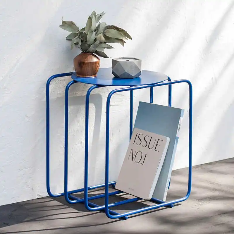 

Modern Minimalist Iron Side Table, Creative Luxury Small Table, Small Apartment Metal Coffee Table with Baking Paint Finish
